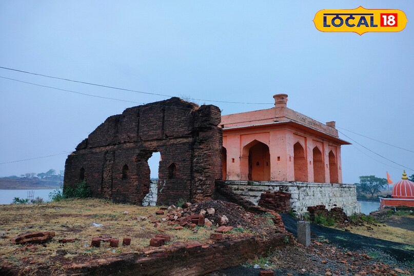 Barahdwari history, बारहद्वारी का इतिहास, Barahdwari architecture, local18, khargone letest news, Madhya Pradesh hindi news 