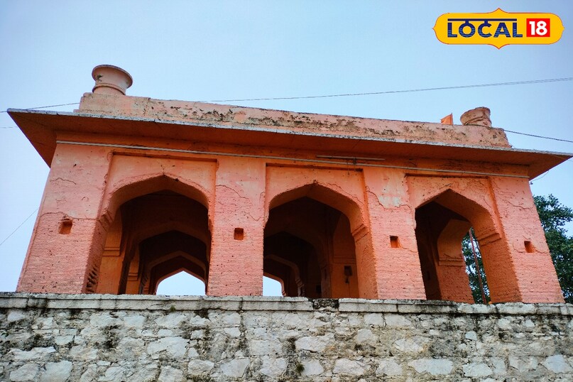 Barahdwari history, बारहद्वारी का इतिहास, Barahdwari architecture, local18, khargone letest news, Madhya Pradesh hindi news 