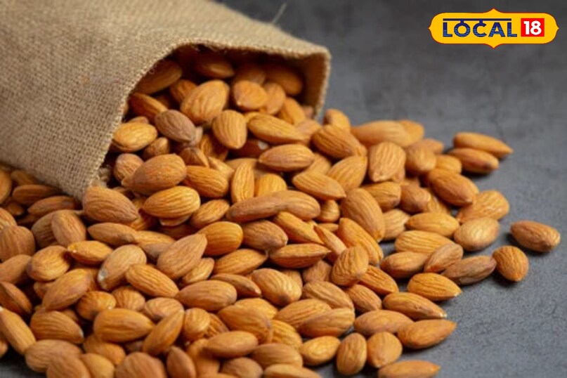 बादाम का कड़वा स्वाद होने पर इसमें मिलावट हो सकती है बादाम का कड़वा स्वाद होने पर इसमें मिलावट हो सकती है
