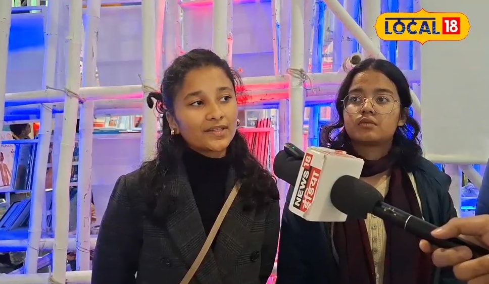 डिजिटल से नहीं मिल सकता किताबों का अनुभव वर्ल्ड बुक फेयर में Gen Z का जुनून देखें वीडियो