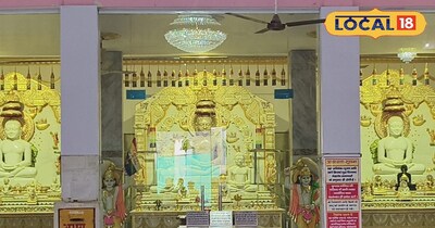 पभोषा का प्रसिद्ध जैन मंदिर 