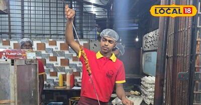 झरिया सिंदरी मुख मार्ग के समीप मनपसंद होटल बना लोगों की पहली पसंद, रेशमी कबाब.