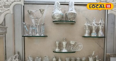 चांदी तीन लाख के करीब 