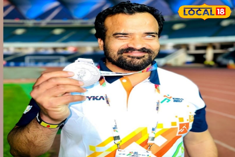 sonu singh motihari, blind athlete india, para athlete bihar, visually impaired achiever, noida pnb deputy manager player, indian para sports, sonu singh goalball player bihar, sonu singh goalball, sonu singh para athletics champion, khelo india para games, sonu singh inspirational success story, differently abled achiever, indian blind sports, sonu singh para asian games athlete, world championship para athlete, सोनू सिंह मोतिहारी, सोनू सिंह दृष्टिबाधित खिलाड़ी, बिहार पैरा एथलीटसोनू सिंह, सोनू सिंह प्रेरणादायक कहानी, नेत्रहीन खिलाड़ी बिहार, सोनू सिंह पैरा खेल बिहार, सोनी सिंह गोलबॉल खिलाड़ी, सोनू सिंह खेलो इंडिया पैरा गेम्स, पैरा एशियन गेम्स, अंतरराष्ट्रीय पैरा चैंपियन 