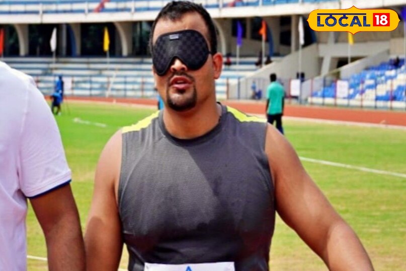 Sonu singh bihar gaolball captain, sonu singh motihari, blind athlete india, para athlete bihar, visually impaired achiever, noida pnb deputy manager player, indian para sports, sonu singh goalball player bihar, sonu singh goalball, sonu singh para athletics champion, khelo india para games, sonu singh inspirational success story, differently abled achiever, indian blind sports, sonu singh para asian games athlete, world championship para athlete, सोनू सिंह मोतिहारी, सोनू सिंह दृष्टिबाधित खिलाड़ी, बिहार पैरा एथलीटसोनू सिंह, सोनू सिंह प्रेरणादायक कहानी, नेत्रहीन खिलाड़ी बिहार, सोनू सिंह पैरा खेल बिहार, सोनी सिंह गोलबॉल खिलाड़ी, सोनू सिंह खेलो इंडिया पैरा गेम्स, पैरा एशियन गेम्स, अंतरराष्ट्रीय पैरा चैंपियन