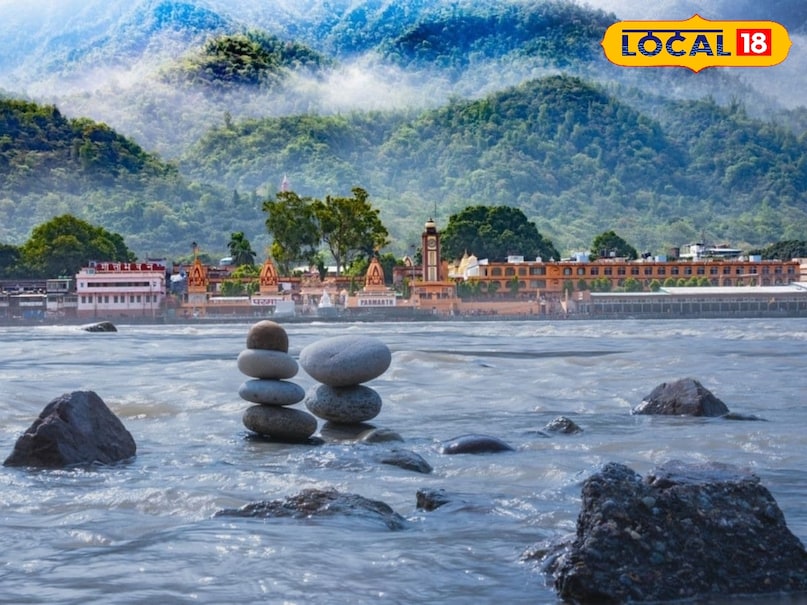 यहां आपको लक्ष्मण झूला, राम झूला, त्रिवेणी घाट की विश्व प्रसिद्ध गंगा आरती, 13 मंजिला मंदिर, बीटल्स आश्रम, नीलकंठ महादेव मंदिर और वशिष्ठ गुफा जैसे कई स्थान मिलेगें. एडवेंचर के शौकीनों के लिए यहाँ व्हाइट वॉटर रिवर राफ्टिंग, गंगा किनारे कैंपिंग, बंजी जंपिंग, जिप-लाइन और ट्रेकिंग की सुविधा भी उपलब्ध है. सुबह घाट पर योग और शाम को दीपदान का अनुभव अलग ही शांति देता है. यह दोस्तों के साथ रोमांच और कपल्स के लिए रिवर साइड कैफे का आनंद लेने की सबसे बढ़िया जगह है.