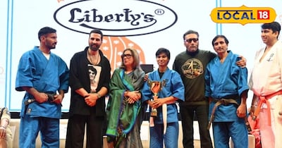 मार्शल आर्ट की ट्रेनिंग से बेटियों को बना रहा यह शख्स आत्मरक्षक 