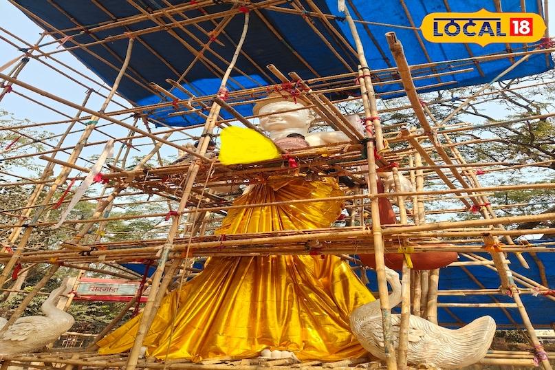 рдХрд╛рд░реНрдпрдХреНрд░рдореЛрдВ рдХреА рд╢реНрд░реГрдВрдЦрд▓рд╛ рдореЗрдВ рдмрдЪреНрдЪреЛрдВ рдХреЗ рд▓рд┐рдП рдиреГрддреНрдп, рдЧреАрдд-рд╕рдВрдЧреАрдд, рд╕рд╛рдВрд╕реНрдХреГрддрд┐рдХ рдХрд╛рд░реНрдпрдХреНрд░рдо, рд╕рд┐рдВрдЧрд┐рдВрдЧ рдкреНрд░рддрд┐рдпреЛрдЧрд┐рддрд╛, рднрдЬрди рд╕рдВрдзреНрдпрд╛, рдЬрд╛рджреВрдЧрд░ рдХрд╛ рдХрд╛рд░реНрдпрдХреНрд░рдо рдФрд░ рд╢реНрд░рджреНрдзрд╛рд▓реБрдУрдВ рдХреЗ рд▓рд┐рдП рднреЛрдЧ рдХреА рднреА рд╡рд┐рд╢реЗрд╖ рд╡реНрдпрд╡рд╕реНрдерд╛ рд░рд╣реЗрдЧреА. рдкреВрдЬрд╛ рд╕рдорд┐рддрд┐ рдХрд╛ рдЙрджреНрджреЗрд╢реНрдп рд╣реИ рдХрд┐ рдпрд╣ рдЖрдпреЛрдЬрди рдХреЗрд╡рд▓ рдкреВрдЬрд╛ рддрдХ рд╕реАрдорд┐рдд рди рд░рд╣реЗ, рдмрд▓реНрдХрд┐ рдПрдХ рд╕рд╛рдВрд╕реНрдХреГрддрд┐рдХ рдЙрддреНрд╕рд╡ рдХреЗ рд░реВрдк рдореЗрдВ рдордирд╛рдпрд╛ рдЬрд╛рдП. рдХрд╛рд░реНрдпрдХреНрд░рдореЛрдВ рдХреА рд╢реНрд░реГрдВрдЦрд▓рд╛ рдореЗрдВ рдмрдЪреНрдЪреЛрдВ рдХреЗ рд▓рд┐рдП рдиреГрддреНрдп, рдЧреАрдд-рд╕рдВрдЧреАрдд, рд╕рд╛рдВрд╕реНрдХреГрддрд┐рдХ рдХрд╛рд░реНрдпрдХреНрд░рдо, рд╕рд┐рдВрдЧрд┐рдВрдЧ рдкреНрд░рддрд┐рдпреЛрдЧрд┐рддрд╛, рднрдЬрди рд╕рдВрдзреНрдпрд╛, рдЬрд╛рджреВрдЧрд░ рдХрд╛ рдХрд╛рд░реНрдпрдХреНрд░рдо рдФрд░ рд╢реНрд░рджреНрдзрд╛рд▓реБрдУрдВ рдХреЗ рд▓рд┐рдП рднреЛрдЧ рдХреА рднреА рд╡рд┐рд╢реЗрд╖ рд╡реНрдпрд╡рд╕реНрдерд╛ рд░рд╣реЗрдЧреА. рдкреВрдЬрд╛ рд╕рдорд┐рддрд┐ рдХрд╛ рдЙрджреНрджреЗрд╢реНрдп рд╣реИ рдХрд┐ рдпрд╣ рдЖрдпреЛрдЬрди рдХреЗрд╡рд▓ рдкреВрдЬрд╛ рддрдХ рд╕реАрдорд┐рдд рди рд░рд╣реЗ, рдмрд▓реНрдХрд┐ рдПрдХ рд╕рд╛рдВрд╕реНрдХреГрддрд┐рдХ рдЙрддреНрд╕рд╡ рдХреЗ рд░реВрдк рдореЗрдВ рдордирд╛рдпрд╛ рдЬрд╛рдП.