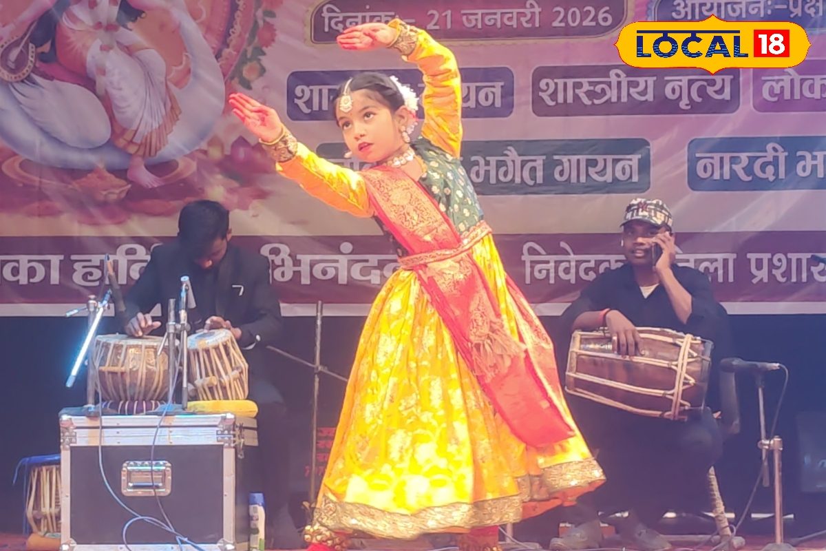 सहरसा की 'नन्ही माधुरी'! 7 साल की हियांशी ने स्टेज पर ढाया ऐसा कहर, डांस देख विधायक भी भूल गए अपनी कुर्सी