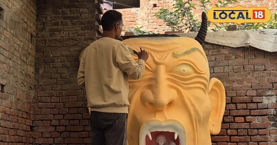 मां सरस्वती की प्रतिमा 