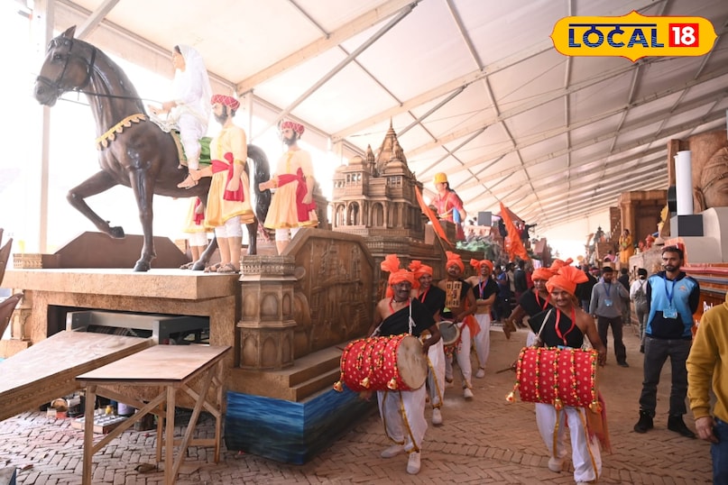 Republic Day tableau Madhya Pradesh, Kartavya Path Republic Day Parade, Ahilya Bai Holkar 300th birth anniversary, Ahilya Bai Holkar history, Republic Day 2026, local18, khargone letest news, Madhya Pradesh hindi news 