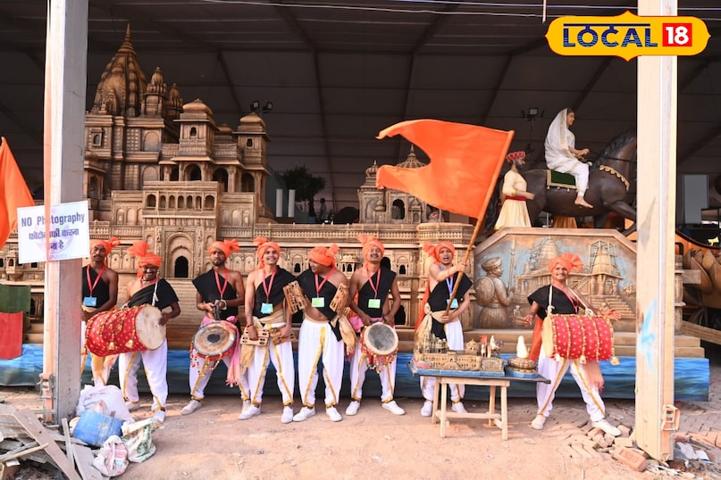 Republic Day tableau Madhya Pradesh, Kartavya Path Republic Day Parade, Ahilya Bai Holkar 300th birth anniversary, Ahilya Bai Holkar history, Republic Day 2026, local18, khargone letest news, Madhya Pradesh hindi news 
