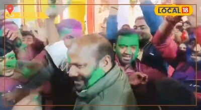 युवाओं के साथ भोजपुरी गानों पर झूमते नजर आए विधायक आईपी गुप्ता