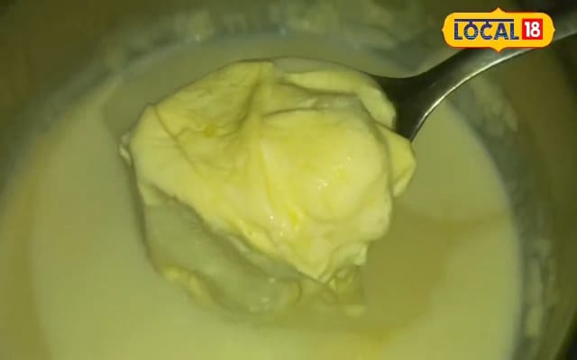 किचन टिप्स: अब हर बार जमेगी दूध पर मोटी मलाई, जानिए आसान और असरदार उपाय