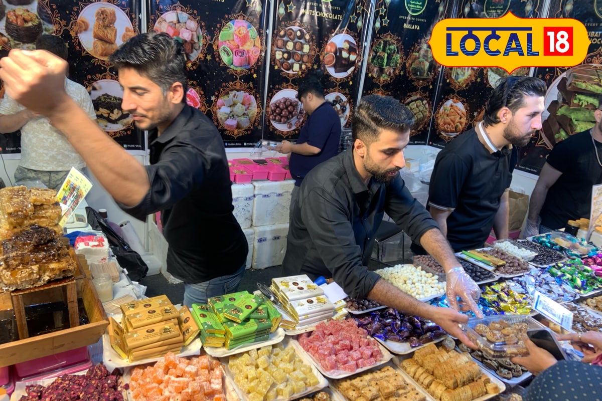 दिखने में ख़ूबसूरत स्वाद में लाजवाब, बकलावा से क़ुनफ़ा तक, दुबई की शाही मिठाइयों ने मुंबई का दिल जीत लिया!