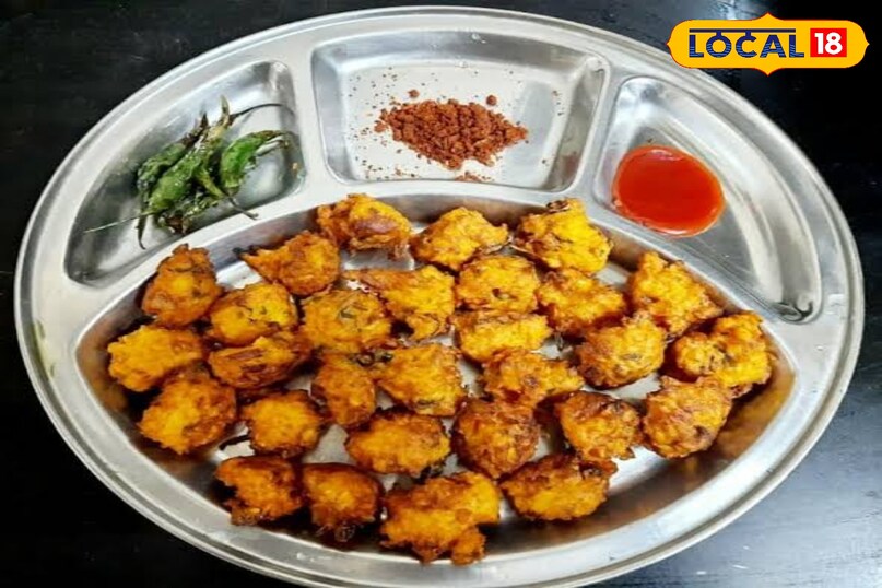 ठेचा टमाटर पकौड़ा