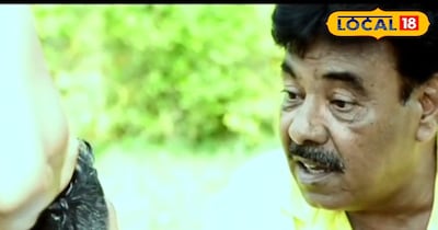 जानकारी देते कलाकार