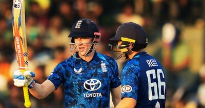 इंग्लैंड के कप्तान हैरी ब्रुक ने श्रीलंका के खिलाफ तीसरे वनडे में जमाया शतक 