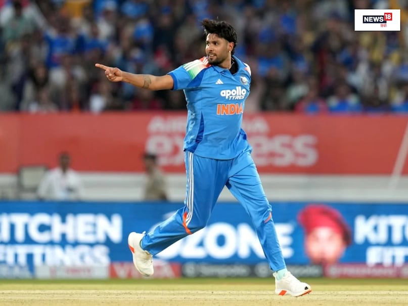 অভিষেক শর্মা চোট নিয়ে উদ্বেগ, ভারতীয় খেলোয়াড়দের ফিটনেস নিয়ে উদ্বেগ, ভারতীয় ক্রিকেটারদের চোটের খবর, টি২০ বিশ্বকাপ, হর্ষিত রানা, অভিষেক শর্মা, তিলক ভার্মা, ওয়াশিংটন সুন্দর, ৪ ভারতীয় খেলোয়াড়ের চোট, অভিষেক শর্মা, টি২০ বিশ্বকাপ