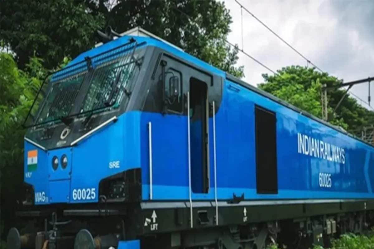 देश की पहली हाइड्रोजन ट्रेन का कितना है किताया स्पीड और माइलेज भी जानिये