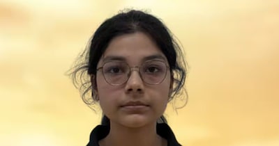 Ananya Tripathi's JEE Success: IIT Delhi Admission with 99.49 Percentile and AIR 133