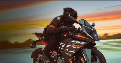 KTM ने लॉन्च की RC 160 रेस-फोकस्ड स्पोर्टबाइक, Yamaha R15 से करेगी दो-दो हाथ.