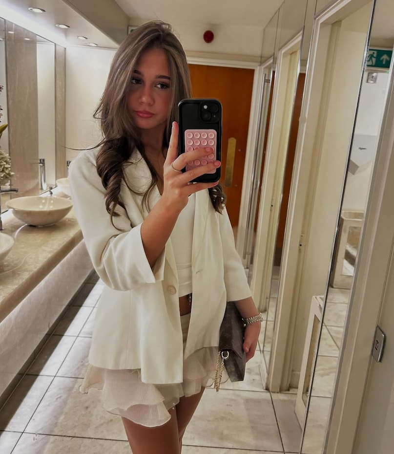 Kartik Aaryan Goa vacation, Kartik Aaryan mystery girl, Karina Kubiliute Kartik Aaryan, Kartik Aaryan relationship rumours, Tu Meri Main Tera Main Tera Tu Meri, Kartik Aaryan Ananya Panday film, Kartik Aaryan news, Kartik Aaryan social media speculation