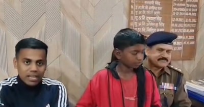 कोडरमा पुलिस ने बच्चे को रांची पुलिस को सौंप दिया है.