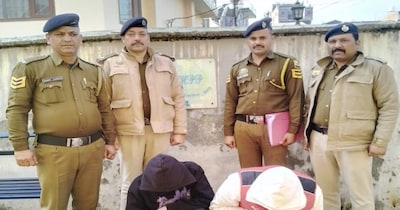 , पुलिस थाना भुंतर की टीम ने छोटा भुईन में होटल में दबिश देकर 104 ग्राम चिट्टा बरामद किया.