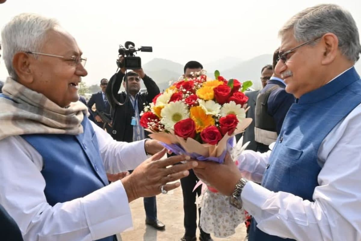 कभी तल्खी कभी दूरी पर राजनीति के तूफानों में भी टिकी रही नीतीश-ललन की दोस्ती चार दशक से भरोसे वाले रिश्ते की कहानी