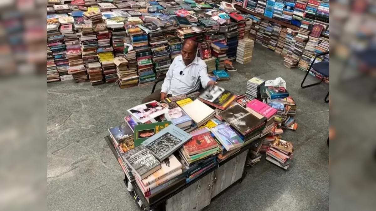 अंके गौड़ा, ज‍िनकी आलमारी में 20 लाख क‍िताबें, उन्‍हें सरकार ने द‍िया पद्म सम्‍मान