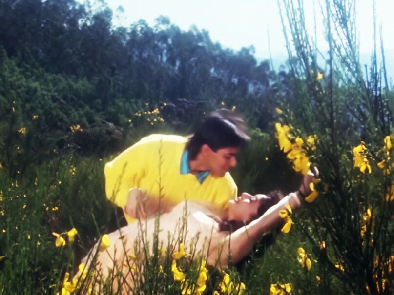 Bollywood Musical Blockbusters, बॉलीवुड म्यूजिकल ब्लॉकबस्टर फिल्में, Movies Hit Due to Songs, गानों के दम पर सुपरहिट हुई फिल्में, Border 2 Music Expectations, बॉर्डर 2 संगीत की उम्मीदें, Iconic Bollywood Melodies, बॉलीवुड की कालजयी धुनें, Impact of Music on Box Office,  बॉक्स ऑफिस पर संगीत का प्रभाव, Sandese Aate Hain Legacy, संदेशे आते हैं गाने की विरासत, Aashiqui 2 Tum Hi Ho Success, आशिकी 2 तुम ही हो की सफलता