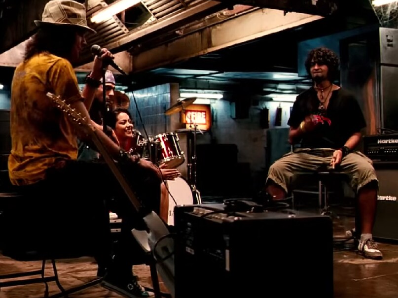 Bollywood Musical Blockbusters, बॉलीवुड म्यूजिकल ब्लॉकबस्टर फिल्में, Movies Hit Due to Songs, गानों के दम पर सुपरहिट हुई फिल्में, Border 2 Music Expectations, बॉर्डर 2 संगीत की उम्मीदें, Iconic Bollywood Melodies, बॉलीवुड की कालजयी धुनें, Impact of Music on Box Office,  बॉक्स ऑफिस पर संगीत का प्रभाव, Sandese Aate Hain Legacy, संदेशे आते हैं गाने की विरासत, Aashiqui 2 Tum Hi Ho Success, आशिकी 2 तुम ही हो की सफलता