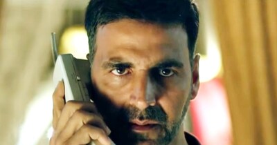 नई दिल्ली. बॉलीवुड के इतिहास में 21 जनवरी का दिन एक सुनहरे अध्याय के रूप में दर्ज है. आज से ठीक 10 साल पहले यानी 21 जनवरी 2016 को सिनेमाघरों में एक ऐसी फिल्म रिलीज हुई थी, जिसने न केवल बॉक्स ऑफिस के समीकरण बदल दिए, बल्कि हर हिंदुस्तानी का सीना गर्व से चौड़ा कर दिया. हम बात कर रहे हैं अक्षय कुमार की मास्टरपीस फिल्म 'एयरलिफ्ट' की. आज इस फिल्म की रिलीज को पूरे 10 साल बीत चुके हैं, लेकिन कुवैत से भारतीयों को सुरक्षित निकालने की वो कहानी आज भी दर्शकों के रोंगटे खड़े कर देती है.