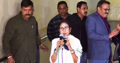 ममता बनर्जी ईडी के एक्‍शन पर बौखलाई हुई हैं.