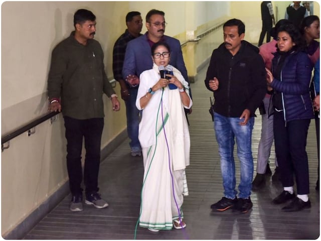 'आई-पैक को बचाने क्यों गईं CM ममता बनर्जी, क्या है कंपनी से TMC का रिश्ता?'