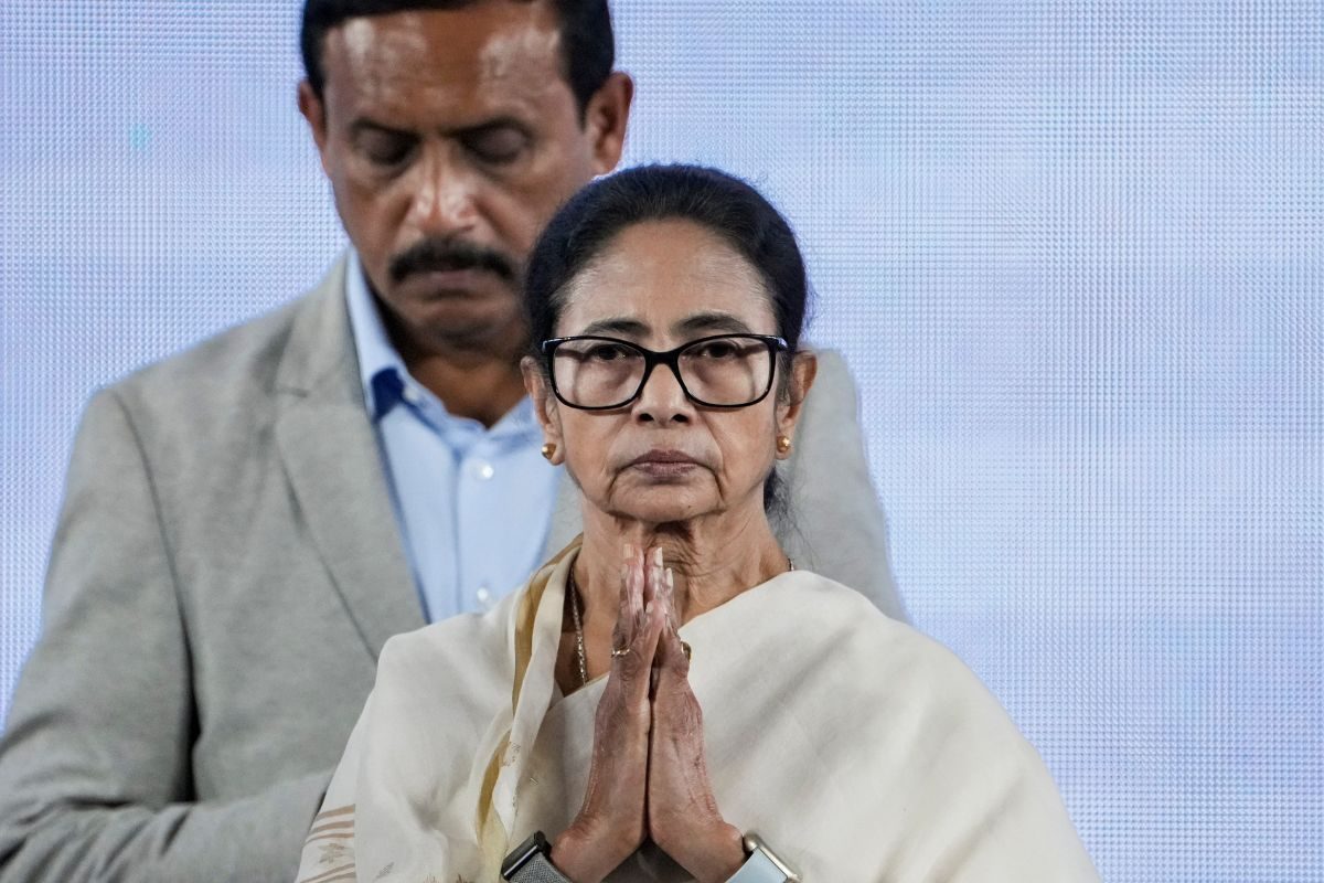 लालू केजरीवाल सोरेन के बाद अगला नंबर किसका रडार पर ममता क्यों CBI-ED से टकरा कर जेल जा चुके 3 CM!