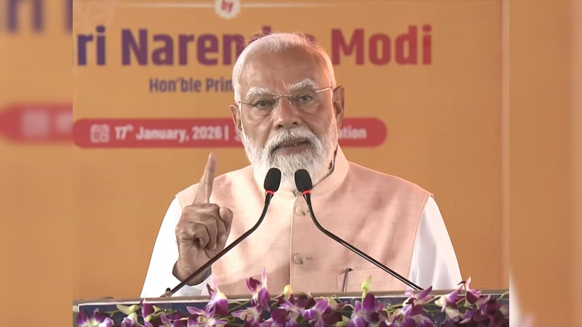 'जेन Z को भी बीजेपी का विकास मॉडल पसंद है', बंगाल के मालदा में PM मोदी ने BMC नतीजों का जिक्र क्यों किया?