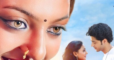  मोनालिसा के गाने को लोग पसंद कर रहे हैं. 