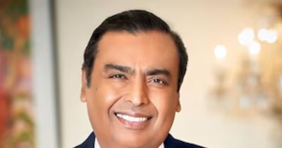 रिलायंस इंडस्ट्रीज के चेयरमैन मुकेश अंबानी ने कहा कि जियो घरों में अपनी जगह बना रहा है.(Image:News18) 