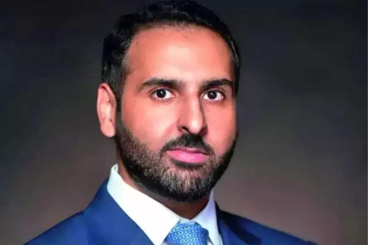 अधर में नेविल टाटा की नियुक्ति, सर रतन टाटा ट्रस्ट की बैठक रद्द होने से बढ़ा सस्पेंस