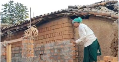नक्सल हिंसा के शिकार परिवारों को घर दे रही है सरकार.