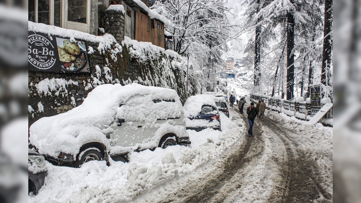 Aaj Ka Mausam: कश्मीर-हिमाचल में बर्फकाल, पंजाब से लेकर दिल्ली-यूपी तक बारिश करेगी हाल बेहाल, IMD का अलर्ट