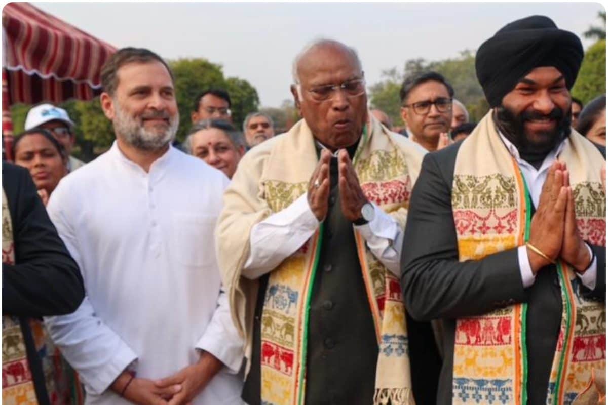 इसील‍िए हार रहे नॉर्थ-ईस्‍ट का पटका न पहनने पर राहुल गांधी पर बरसे हिमंता कांग्रेस का पलटवार