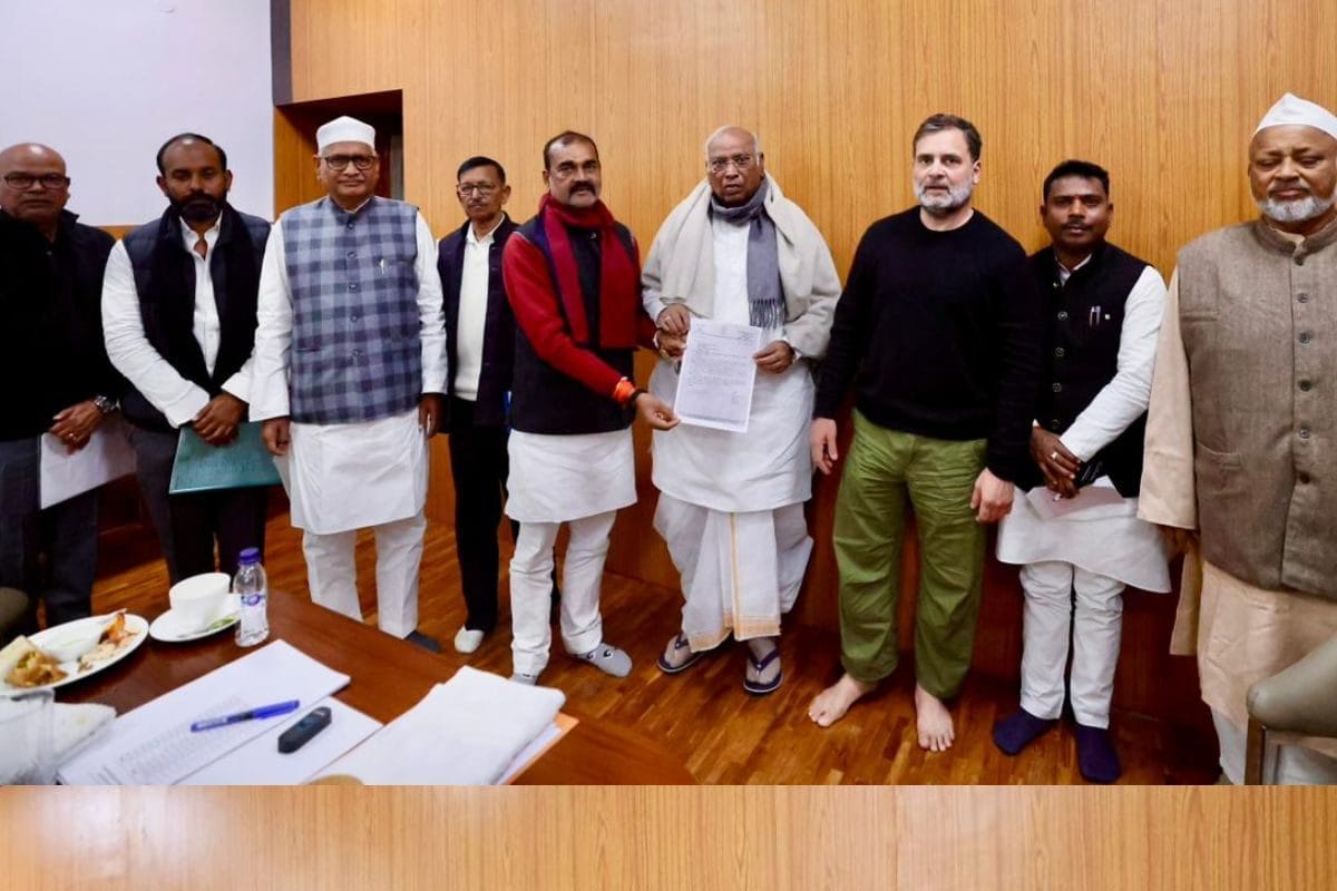 बिहार कांग्रेस के लिए दिल्ली से आई गुड न्यूज! राहुल–खरगे से हुई 6 विधायकों की भेंट, दल-बदल की अटकलों पर ब्रेक?