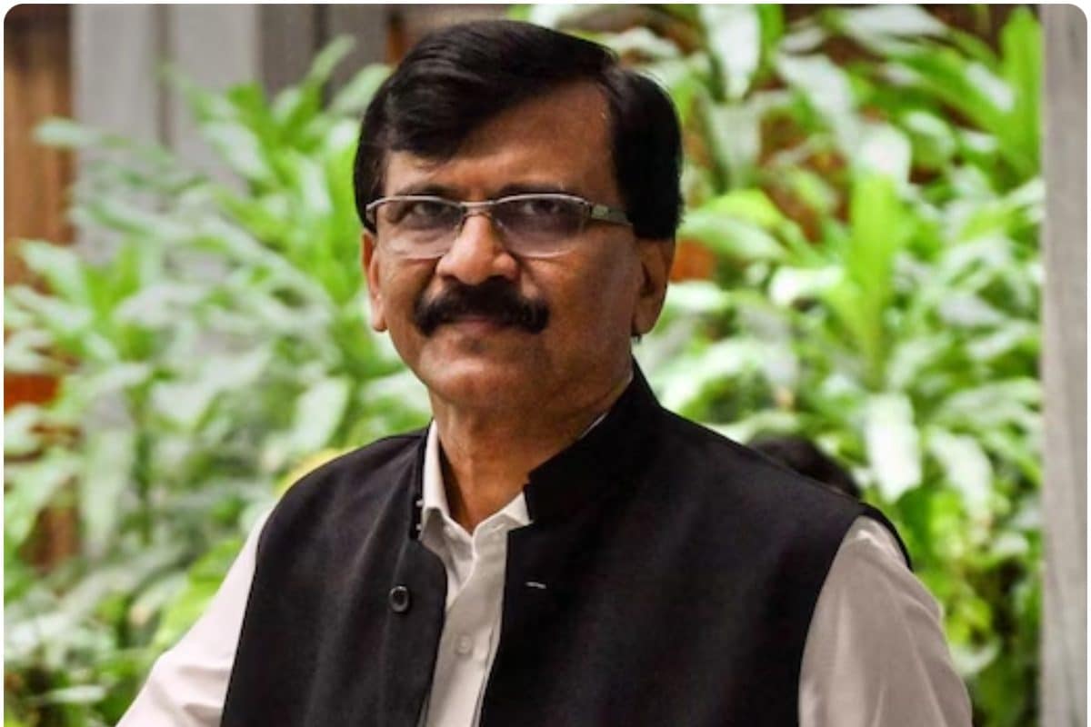 70000 करोड़ का सवाल... अखबारों में शोक संदेश से नहीं धुलेंगे अजित पवार के आरोप, संजय राउत का बीजेपी पर तंज