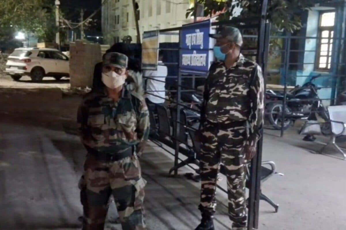 Gopalganj Crime News: बिहार में हैवानियत! किशोरी को दो युवकों ने घर से उठाकर बनाया बंधक, फिर किया गैंगरेप