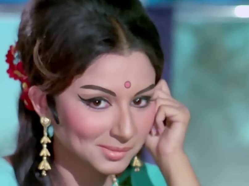 Sharmila tagore, rajesh khanna, aradhana, Mere Sapnon Ki Rani, song Mere Sapnon Ki Rani, Mere Sapnon Ki Rani shooting, aradhana movie, aradhana rajesh khanna, aradhana sharmila tagore, मेरे सपनों की रानी कब आएगी तू, आराधना, राजेश खन्ना Sharmila tagore, rajesh khanna, aradhana, Mere Sapnon Ki Rani, song Mere Sapnon Ki Rani, Mere Sapnon Ki Rani shooting, aradhana movie, aradhana rajesh khanna, aradhana sharmila tagore, मेरे सपनों की रानी कब आएगी तू, आराधना, राजेश खन्ना