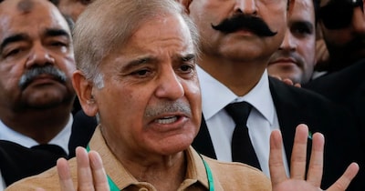 रोना-धोना करके पाकिस्तान को मिला IMF लोन