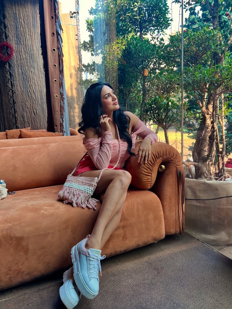 akanksha chamola gaurav khanna, akanksha chamola on trouble in marriage, akanksha chamola gaurav khanna love story, akanksha chamola tv shows, akanksha chamola new series, आकांक्षा चमोला गौरव खन्ना, गौरव खन्ना संग शादी में खटपट पर आकांक्षा चमोला, आकांक्षा चमोला गौरव खन्ना लव स्टोरी